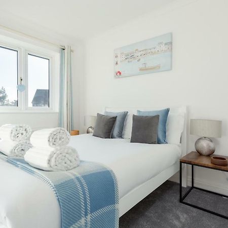 Fantasea Villa Poole Exterior foto